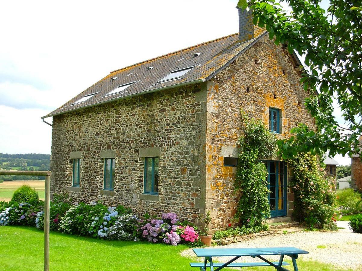 Les Basses Besmes Ferienhaus Parcé